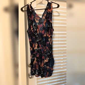 Floral fitted romper